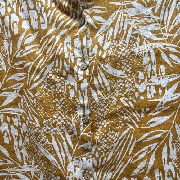 Christian Siriano New York linen blouse. - Picture 3 of 6